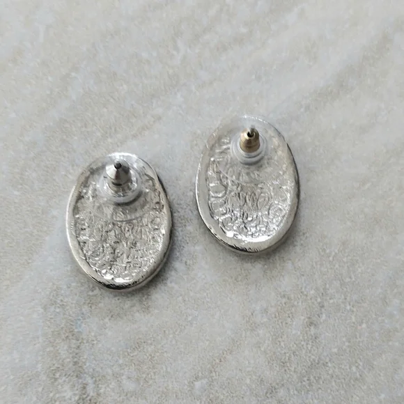 Vintage Silver-Toned Purple/Black Enamel Earrings - Picture 3 of 4